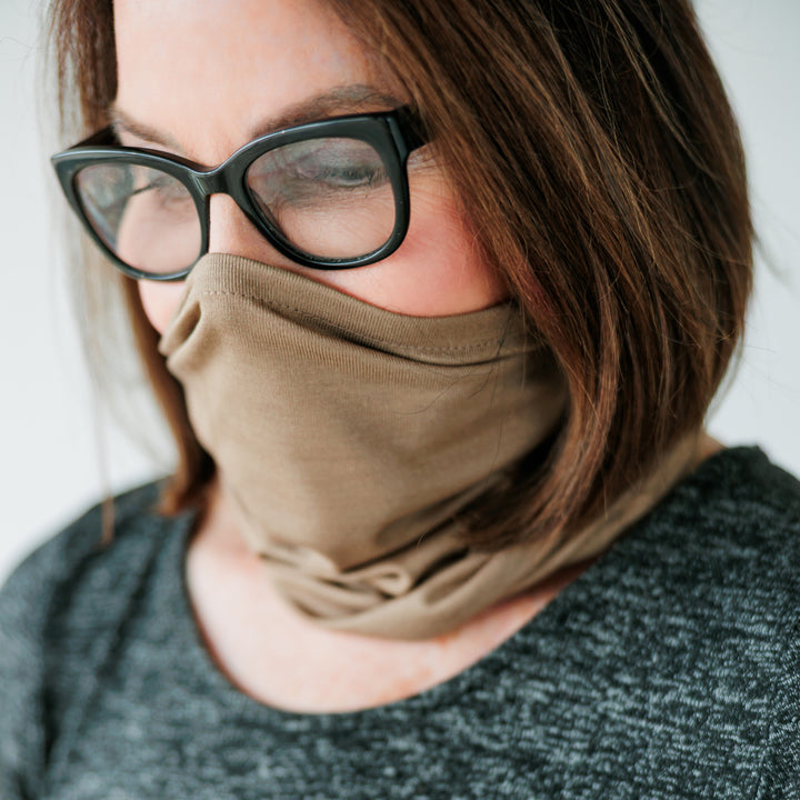 Mocha Jersey & Silver Neck Gaiter