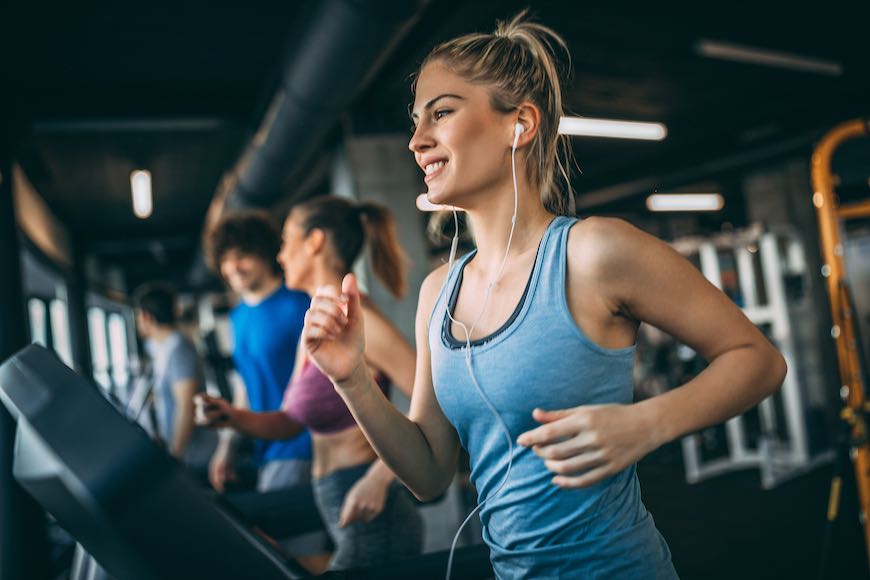 Woman on Treadmill Silver Solutions for New Year Resolutions